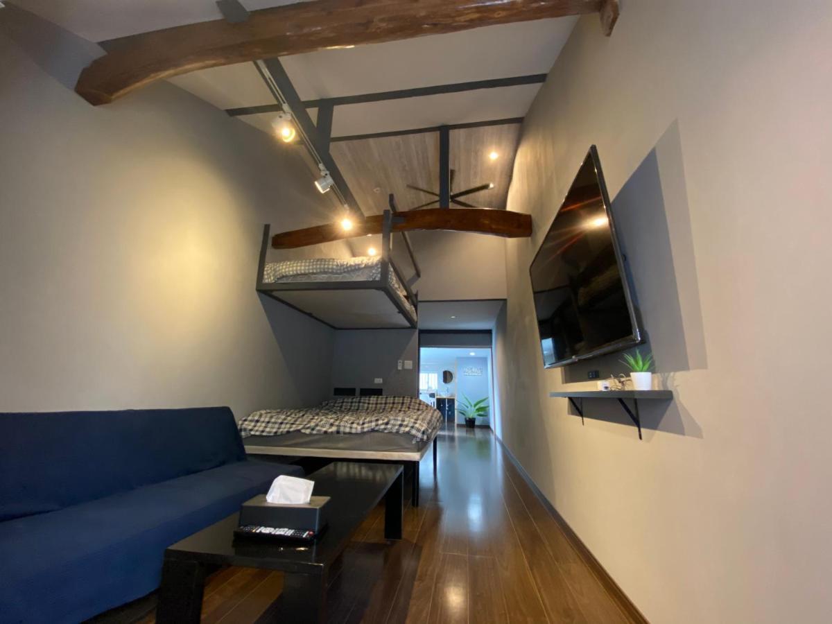 Family Room Okinawa นาฮะ ภายนอก รูปภาพ